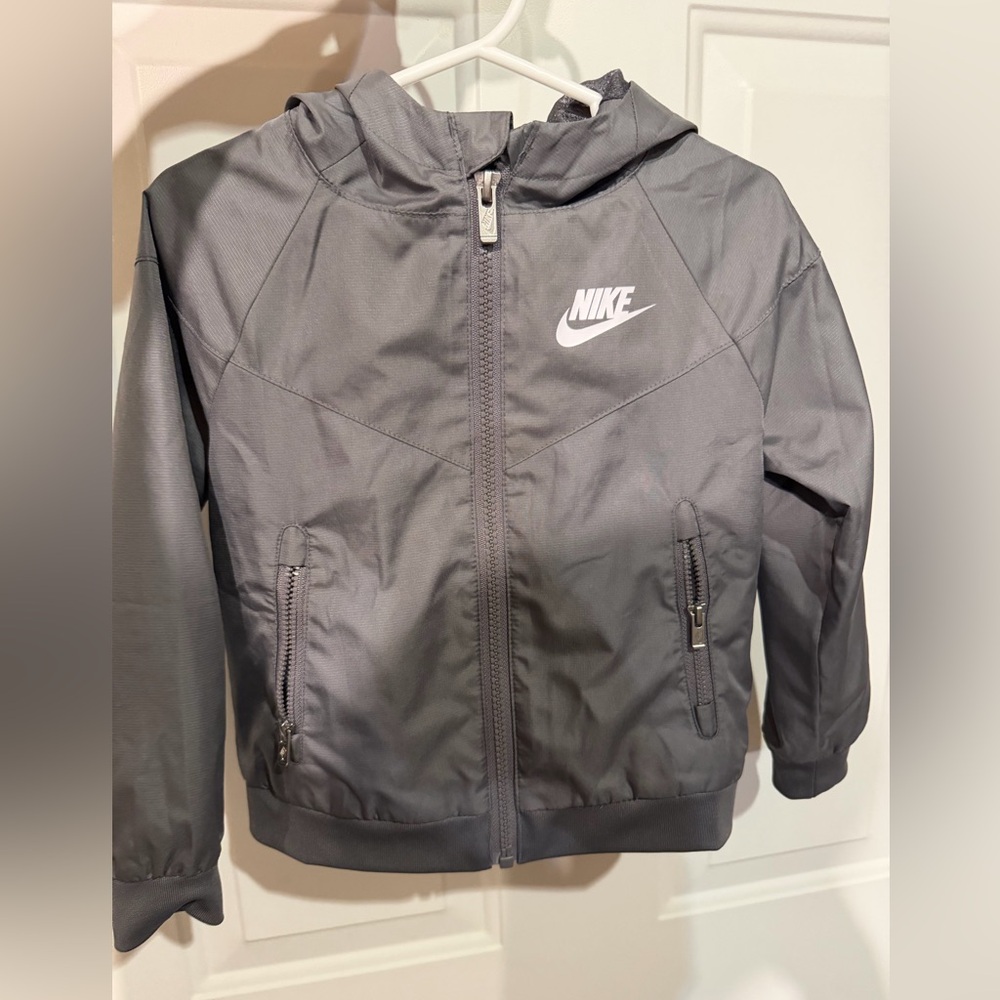 Nike Toddler Gray Zip-Up Hooded Jacket Size 2T LIKE NEW